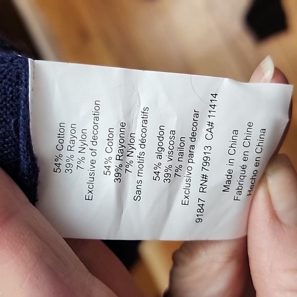 Motherhood Maternity Sweater Size Medium - Picture 5 of 5